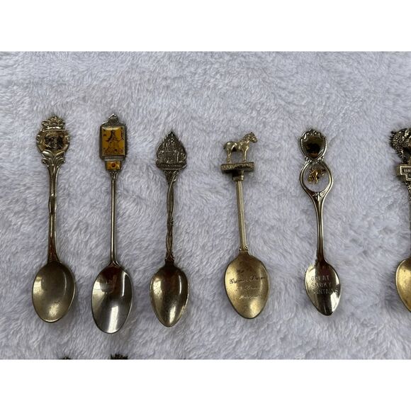 Vintage Souvenir Mini Collector Spoons Lot of 27, States, Landmarks, Countries - Picture 2 of 8